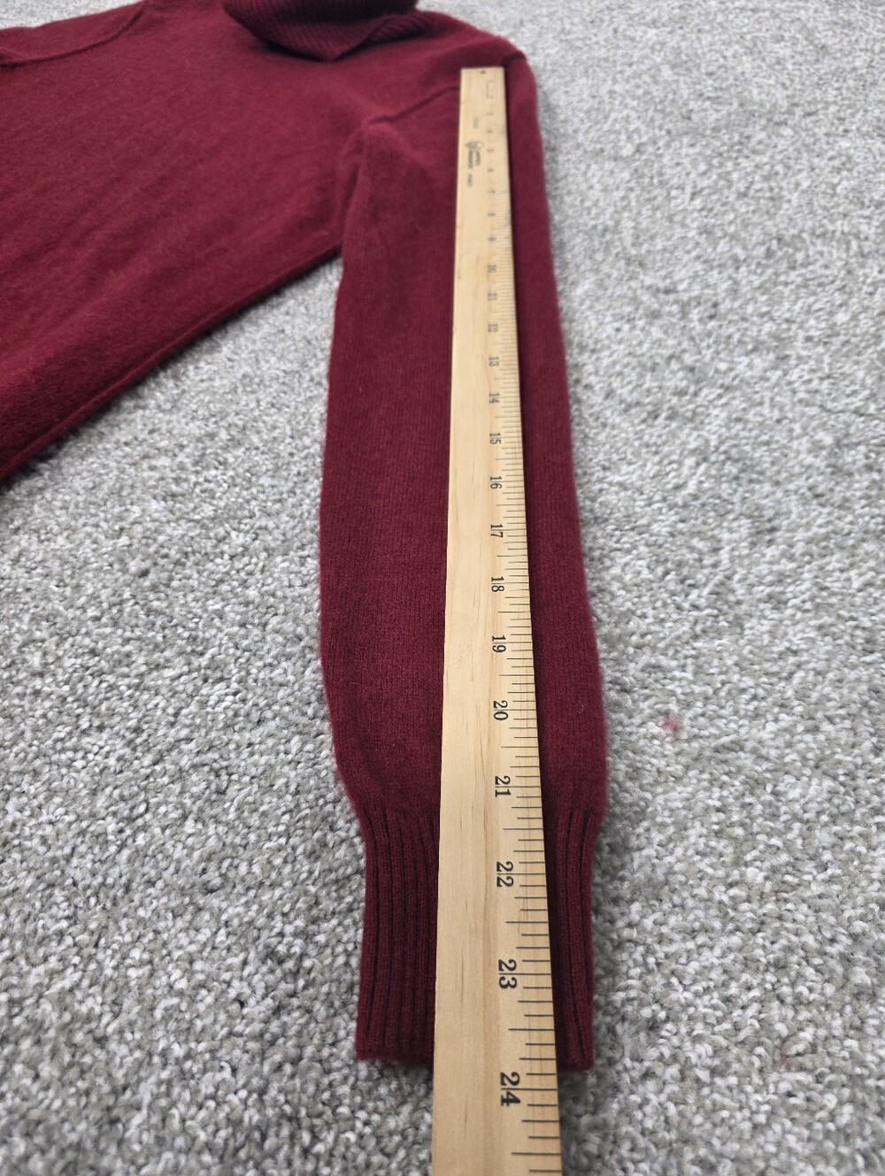 Antonio Melani 100% Fuzzy Cashmere Garnet Red Turtleneck Sweater M Quiet Luxury - Picture 13 of 14